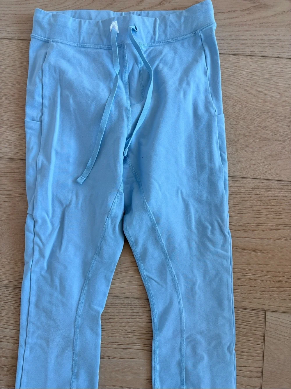ALO Yoga Light Blue Ribbed Crop Top & Drawstring Leggings Set
